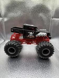 Hot Wheels Boneshaker monster Jam 1:24 scale toy truck red black skull fun grey - Picture 1 of 5