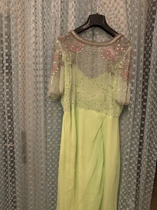 Virgos Lounge Light Green Sequin & Bead Detail Short Sleeve Dress Size 16 - Picture 1 of 10