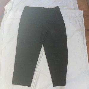 Ladies Plus Size (18) Avenue Dark Gray Plaid Pants Stretch-Waist Side Zip - Picture 1 of 3