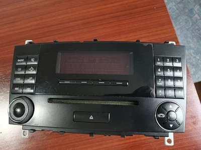 Mercedes-Benz C-Klasse W203 S203 CD-Radio A2038705089 MF2530 - Bild 1 von 4