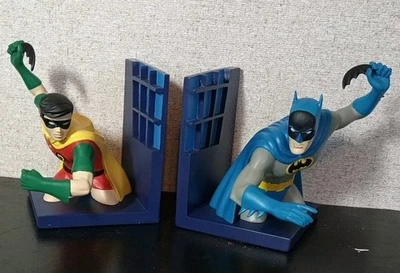 WARNER BROTHERS STORE CLASSIC BATMAN & ROBIN BOOKENDS 1999 New Open Box - Image 1 of 4