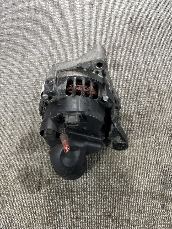 宝马 325xi 交流发电机 2004 — 第 1/4 张图片