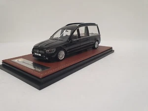 1/43 SUPER RARE MERCEDES-BENZ E-CLASS HEARSE WILCOX BLACK GLM 213801 NO MATRIX - Picture 1 of 11