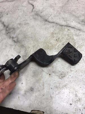 11 Can-Am Spyder Roadster RS SE5 后后脚刹车踏板杆 — 第 1/4 张图片