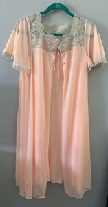 Vintage OLGA Peignoir Lace Robe Nightgown Set Peach Style 9330 Size Small - Picture 1 of 21