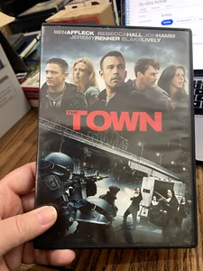 The Town - DVD - GOOD- Ben Affleck-Blake Lively ✔ - Picture 1 of 4