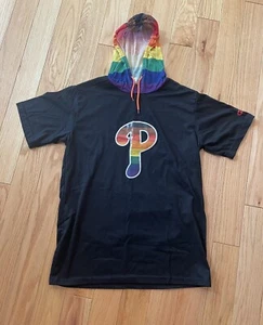 Philadelphia Phillies Pride Day Rainbow Logo Black Hoodie SGA T-shirt Hoodie M - Picture 1 of 5