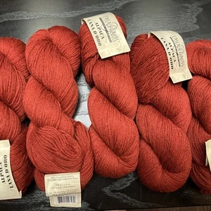 Cascade Yarns - 5 Hanks of Alpaca Lana D’oro in Rust - Picture 1 of 4