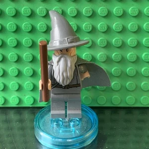 LEGO LOTR Gandalf The Grey - dim001 - Picture 1 of 4