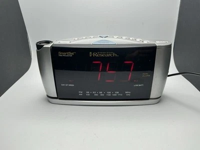 Emerson Research Smart Set CKS3516 Alarm Clock AM/FM Radio Time Projector - Image 1 of 4