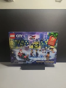 LEGO City Advent Calendar Building Kit 2021 (60303) 349 pcs Brand New - Picture 1 of 1