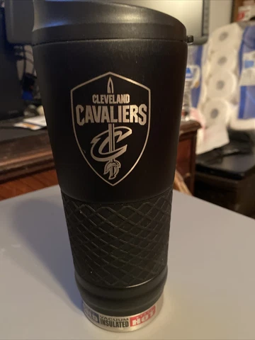 CLEVELAND CAVALIERS 24 OZ. STAINLESS STEEL VACUUM INSULATED TRAVEL MUG Cover