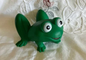 Vintage Rubber Green Squeaky Bull Frog Bathtub Toy 3" Tall 4.5" Length Taiwan - Picture 1 of 6