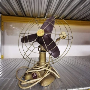 Vintage 1950's Lesa-Italy Authentic SPACE AGE DESIGN AERONAUTIC FAN/VENTILATORE - Picture 1 of 4