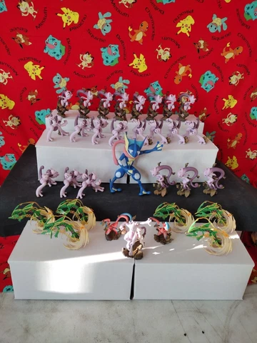 Pokemon Officially Licensed lot of 32 piece figures RARE LOT 🔥 Cover