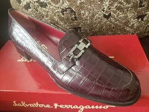 Salvatore Ferragamo DEKORIERTER Penny Damen Kroko-Prägung braun 8-AA UK 9 US $ 1.290 - Bild 1 von 21