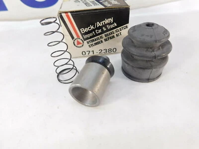 Kit de cilindro de liberación de embrague Datsun 610 Major 1972-1979 Foto 1 de 4