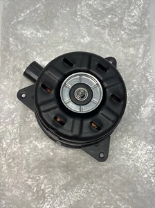 1 New 8-98365-012-0 Isuzu Compressor Fan Motor - Picture 1 of 11