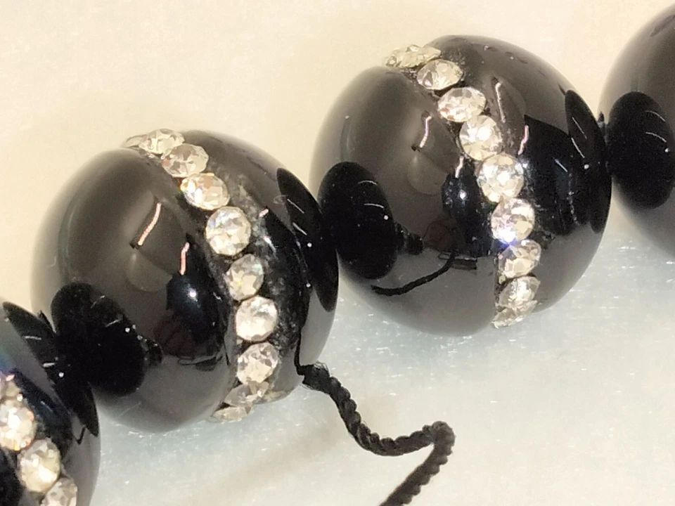 Full Inlay Faceted SWAROVSKI Crystals 12.7mm Black Onyx Round Focal - 1 Piece  - Image 1 of 4