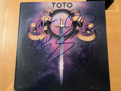 TOTO - Vinyl 5x SIGNED Autogramm Kimball, Paich, Porcaro, Lukather, Hungate - Bild 1 von 2