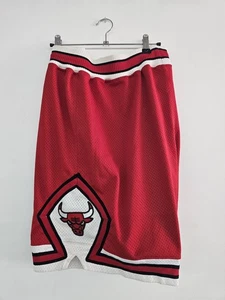 Nike Authentic Chicago Bulls Away Red Shorts Sz 38 Jordan Era VTG - Picture 1 of 5