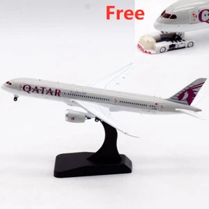 1:400 Aviation400 Qatar Airways B787-9 A7-BHF Aircraft Model Free Tractor+Stand - Picture 1 of 11