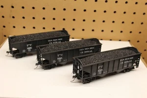 WALTHERS HO CUSTOM PAINTED & DECALED TENNESSEE CENTRA HOPPERS #9504,9528,9676. - Picture 1 of 1