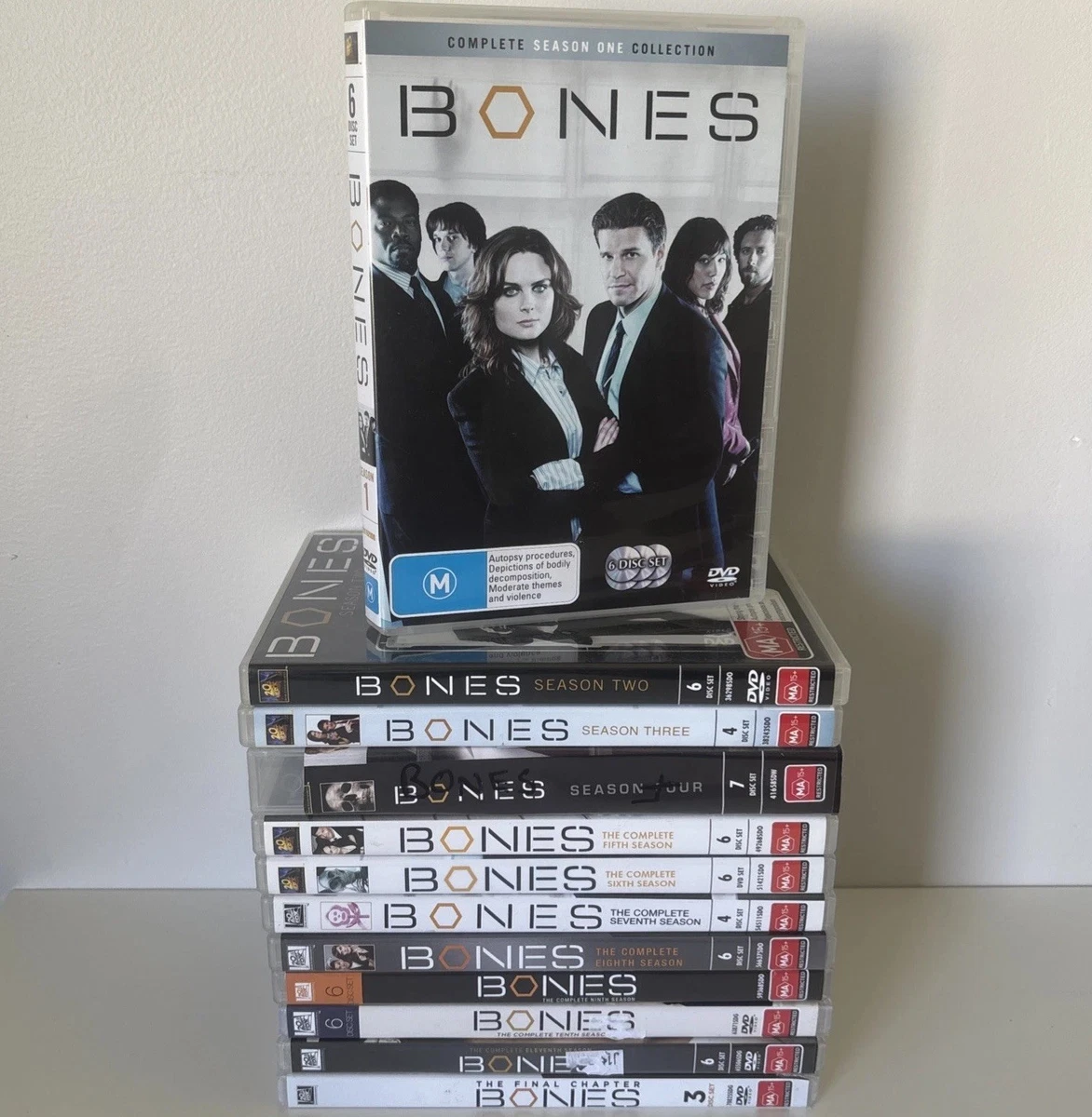 BONES DVDセット 1〜9と11 BONES DVDセット 1〜9と11 【公式通販】
