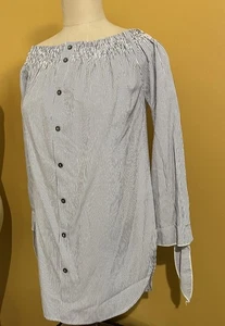 Top a rayas azul/blanco MOLLY BRACKEN fuera del hombro talla XS - Imagen 1 de 5