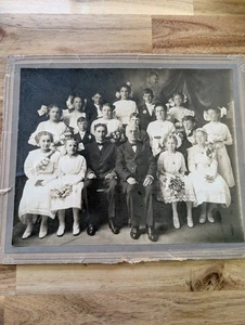 Early 1900's ANTIQUE PHOTO LARGE MULTI-GENERATION FAMILY REUNION PORTRAIT - Picture 1 of 4