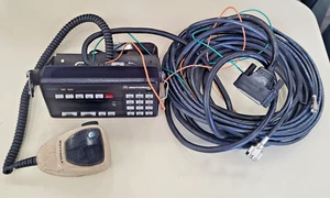 Motorola Astro Spectra rear control head (HCN1078E), hand mic, & cable - Picture 1 of 4
