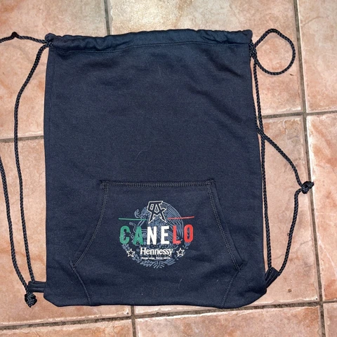 Collectible Boxer Canelo Alvarez & Hennessy Cognac Drawstring Sweatshirt Bag NEW Cover