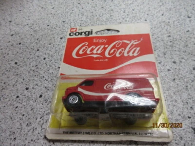 Corgi Coca Cola Van with Plastic Case - Image 1 of 2