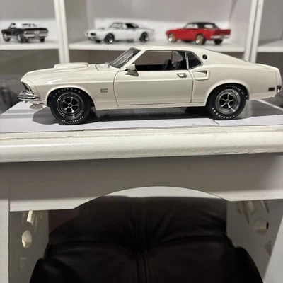 Highway 61 1969 Ford Mustang Boss 429 1:18 - Image 1 of 4