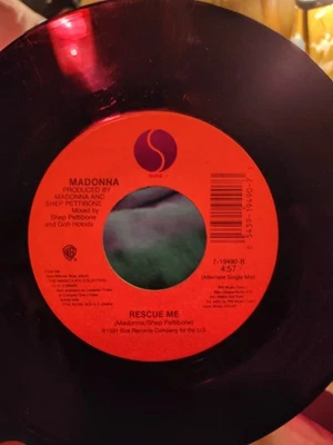 Madonna Rescue Me 45 RPM Sire records 7-19490 1991 Foto 1 de 4