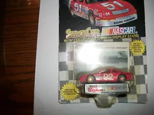 CAMPEONES DE CARRERAS, FUNDIDO A PRESIÓN ESCALA 1/64, SOPORTE PARA TARJETAS Y EXHIBICIÓN DE COLECCIONISTAS, COCHE # 92 - Imagen 1 de 3