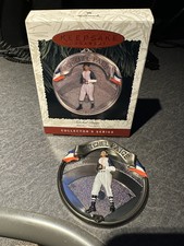 1996 Hallmark Keepsake Christmas Tree Ornament MLB Baseball Satchel Paige Heroes