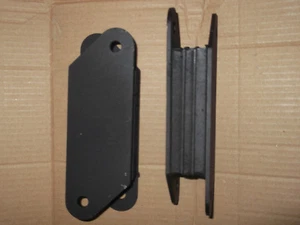 Rolls Royce Cloud 2/3 V8 PAIR of side engine mounts  UE3476  British made - Picture 1 of 1