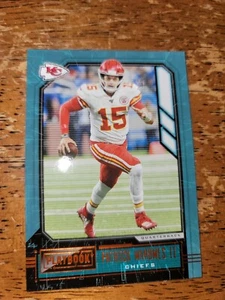 2020 Playbook Patrick Mahomes #8 Orange Parallel - Picture 1 of 2