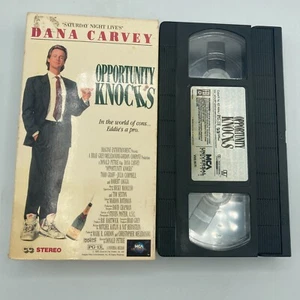 Opportunity Knocks (1990), VHS Movie, Universal Home (1990), D. Petrie D. Carvey - Picture 1 of 2