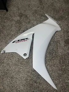 2012 - 2016 Honda CBR 1000RR OEM Right Side Plastic Fairing Pearl White - Picture 1 of 8