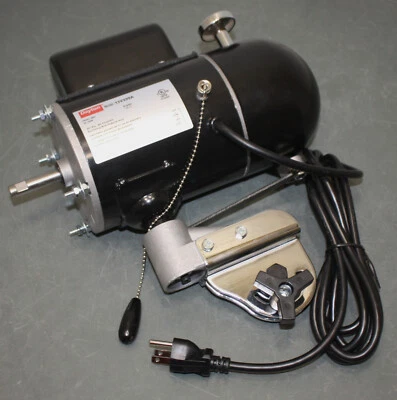 Dayton Oscillating Fan Electric Motor VE13V399MAG, 120V AC, 2 Speed for 13V399 - Image 1 of 4