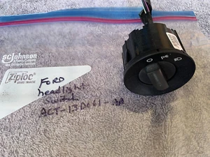 Headlight Head Light Switch Control AC2T-13D061-AA AC2T13D061AA for Ford Used - Picture 1 of 6