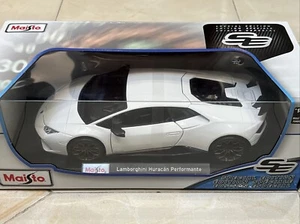 Maisto 1:18 Lamborghini Huracan Performante White Brand New In Box - Picture 1 of 7