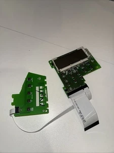 Sistema de música Bose Acoustic Wave CD3000, unidad de pantalla LCD en funcionamiento - Imagen 1 de 3