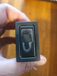  1990-1995 Toyota 4Runner  Clutch Safety Cancel Switch Button OEM - Picture 1 of 3