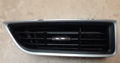 Ford Edge 2016 tablero delantero derecho del lado del pasajero aire acondicionado ventilación OEM Foto 1 de 3