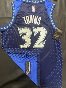 Karl Anthony Towns Minnesota Blue Jersey Auto Psa - Picture 1 of 2