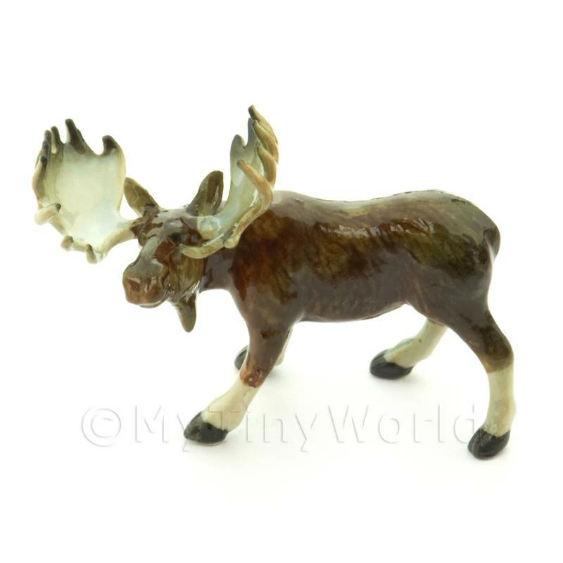 MYTINYWORLD Dolls House Miniature Ceramic Moose Style 1