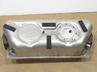 18-21 Aston Martin Vantage 2020 Gasoline Gas Fuel Tank Reservoir :A - Image 1 of 4